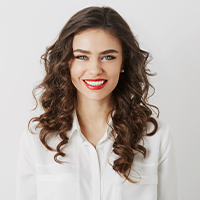 Headshot of Alex Cruis